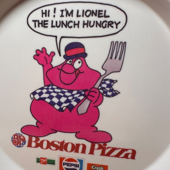 Vintage Boston Pizza “Lionel the Lunch Hungry” Kids Plate – 1980s/90s Promo - Picture 3 of 4